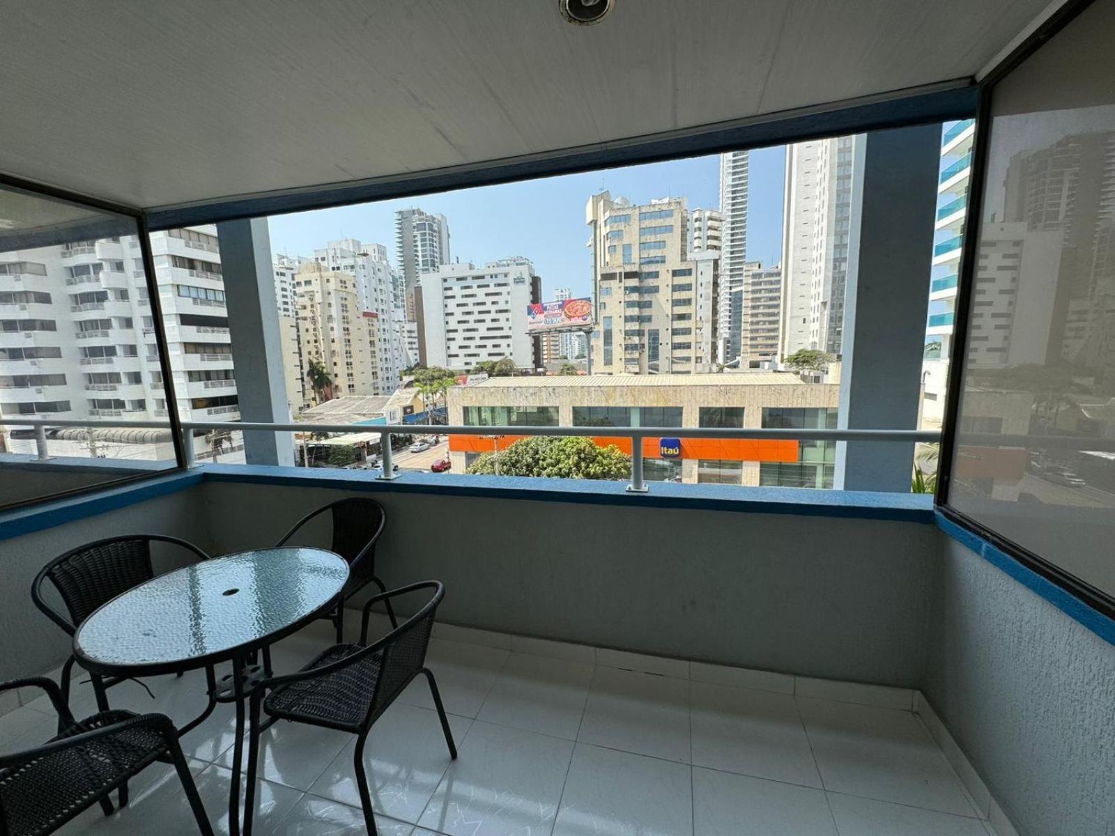 Apartamentos En Edificio Portofino Icdi Cartagena エクステリア 写真